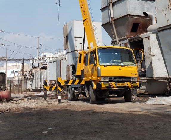 جرثقیل باقری در بندرعباس